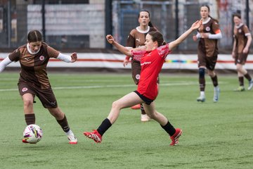 Bild 97 - wBJ FC St. Pauli - Walddoerfer SV : Ergebnis: 3:4